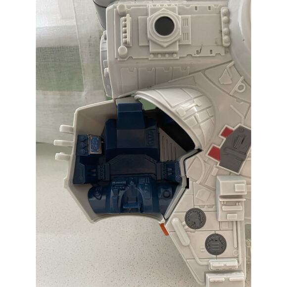 STAR WARS 2011 HASBRO GALACTIC HEROES MILLENNIUM FALCON SPACE SHIP TOY VEHICLE - Picture 2 of 12